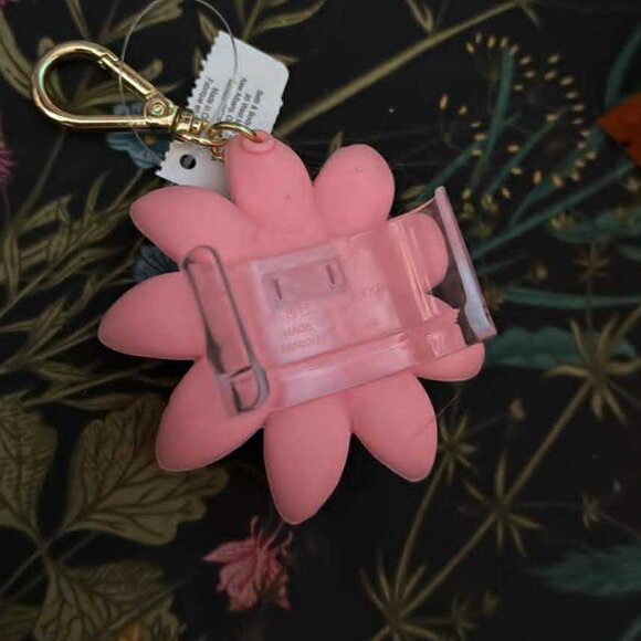 Bath & Body works Flower Hand Sanitizer holder NEW W/tag - Picture 2 of 2